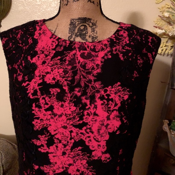 🚫SOLD🚫ADRIANNA PAPELL BEAUTIFUL DRESS 💯♥️ - Picture 2 of 8